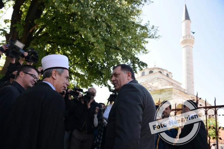 Mustafa ef. Cerić o hodžama na budžetu RS: "Ne vjeruj Danajacima ni kad darove nose"